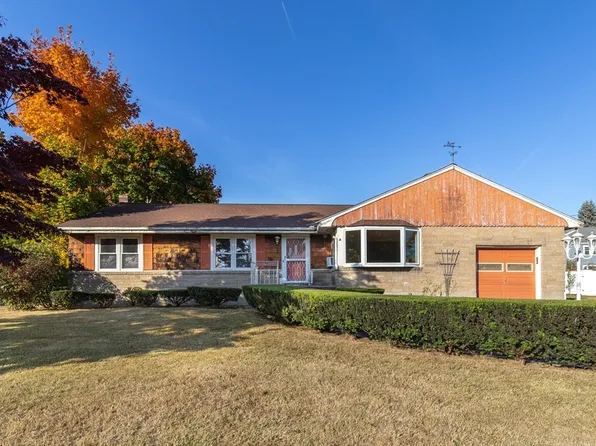 11 Alfred Rd, Saugus, MA 01906