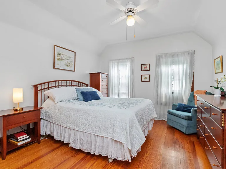 66 Hobson St #2 — Photo 15