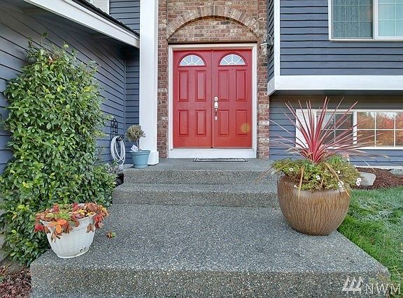 4th image of 3102 31st Ave SE