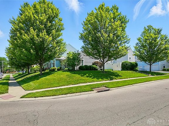 3rd image of 3127 Gracemore Ave