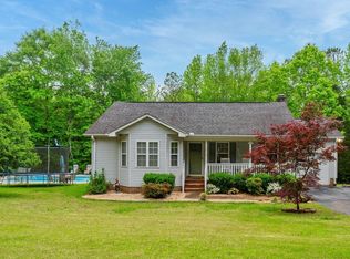 1215 Chumley Rd, Woodruff, SC 29388