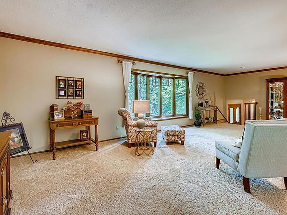 5th image of 2395 Legion Ln N