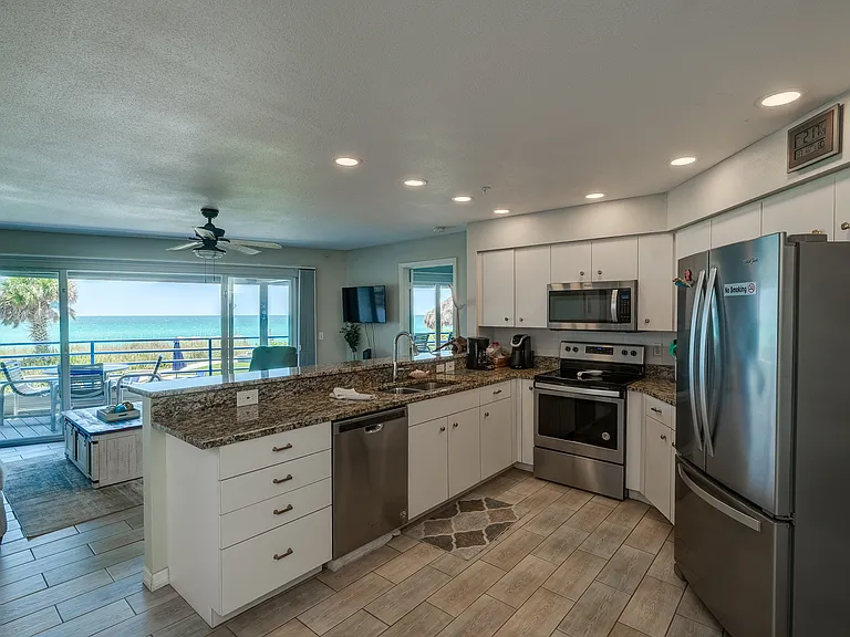 2400 N Beach Rd #1 — Photo 9