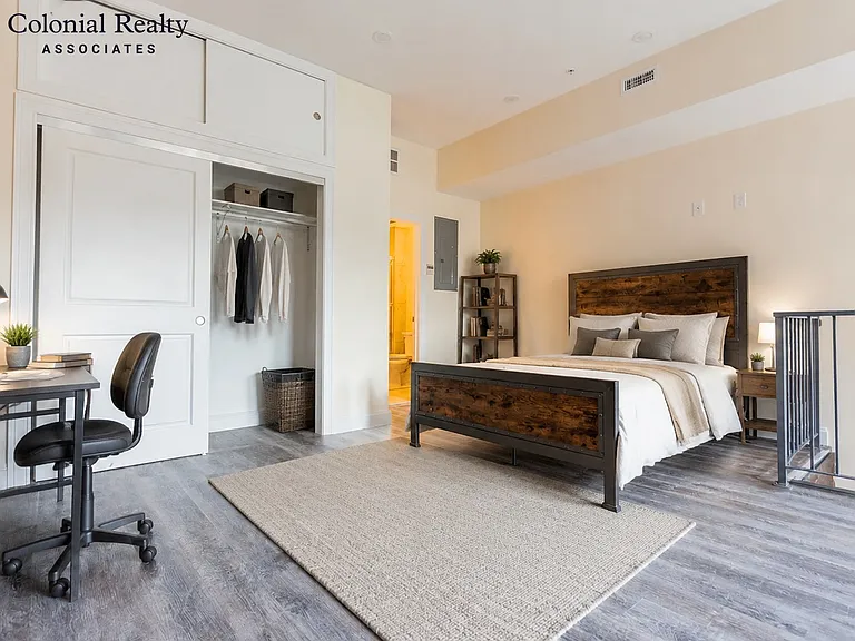 1034 Commonwealth Ave #101 — Photo 3