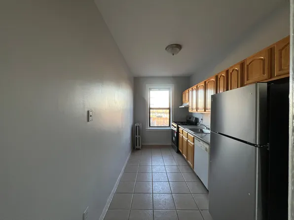 930 Avenue C #44E, Bayonne, NJ 07002