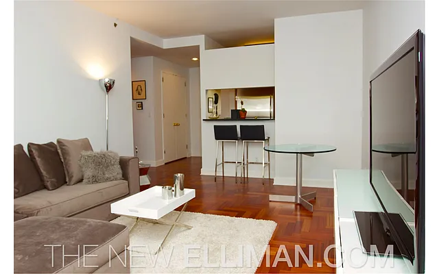 Rented by Douglas Elliman | media 15