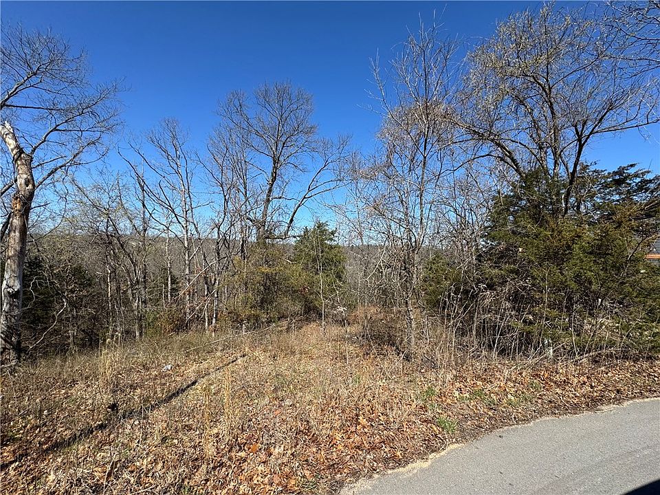1st image of Sable Ln #12