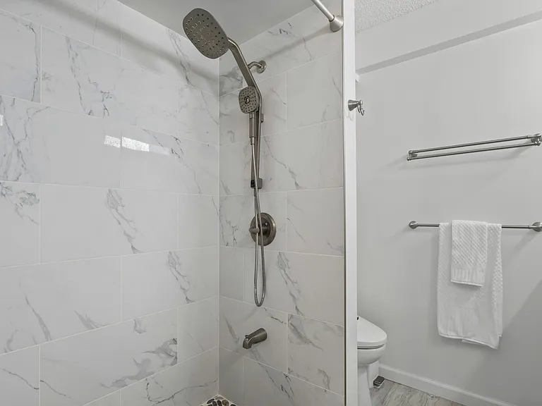 1655 Makaloa St — Photo 14