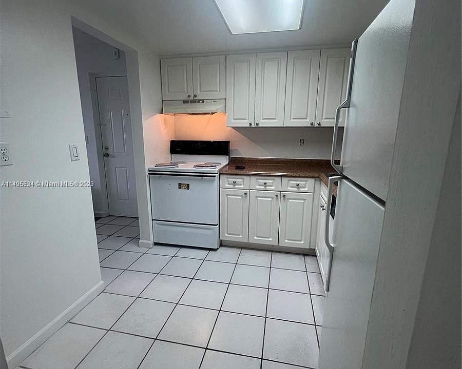 Captiva Lakes Villas Condominiums 8303 SW 142nd Ave Miami, FL Zillow