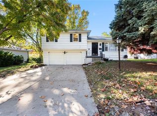 9703 E 79th St, Raytown, MO 64138