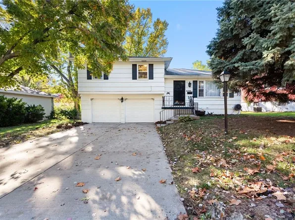 9703 E 79th St, Raytown, MO 64138