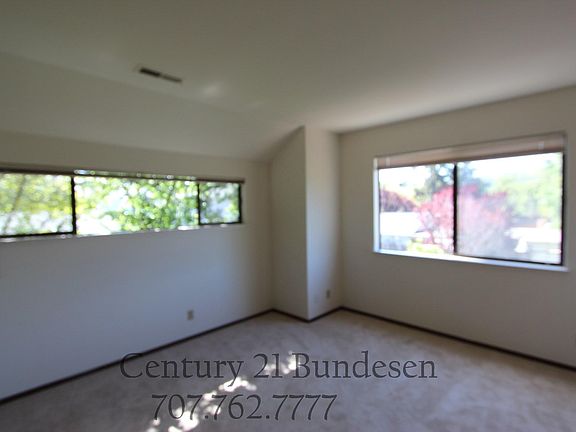 4th image of 1639 Novato Blvd #2