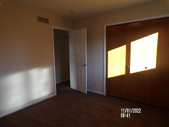 5th image of 26360 Parkington St