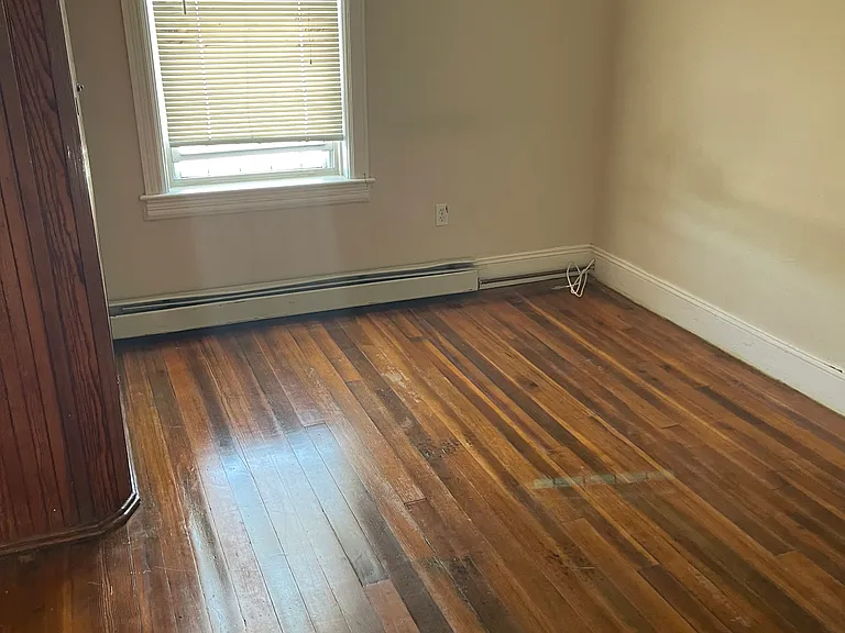 1109 Charles St #2 — Photo 5