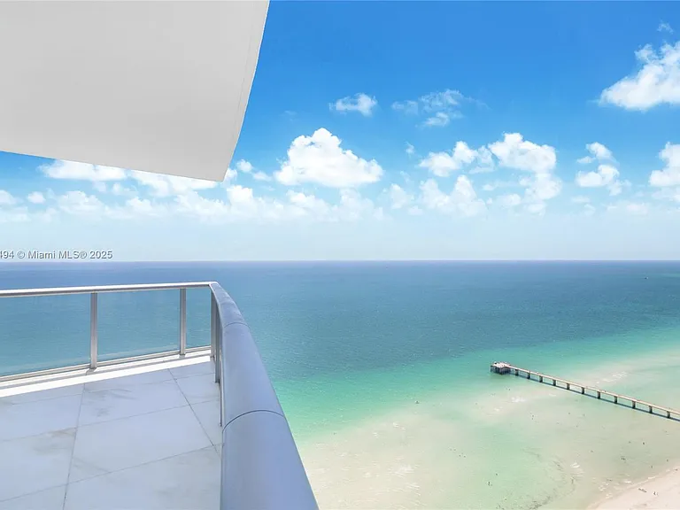 17001 Collins Ave #4101 — Photo 2