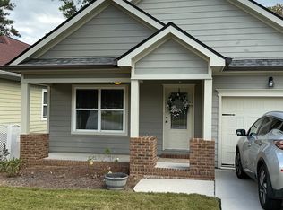 104 Battle Farm Ct, Rock Spring, GA 30739