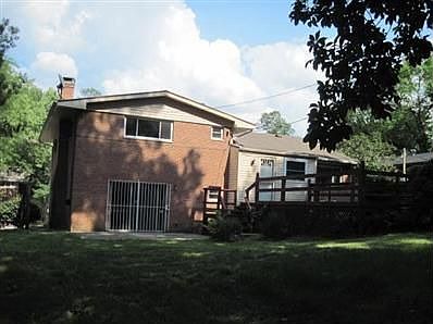 2nd image of 5561 Maefel Ln