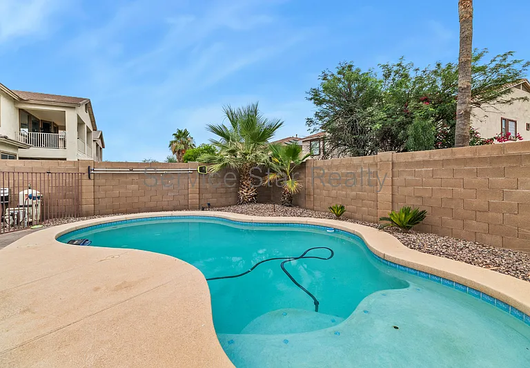 15843 W Desert Mirage Dr — Photo 28