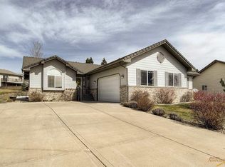 3310 Willowbend Rd, Rapid City, SD 57703