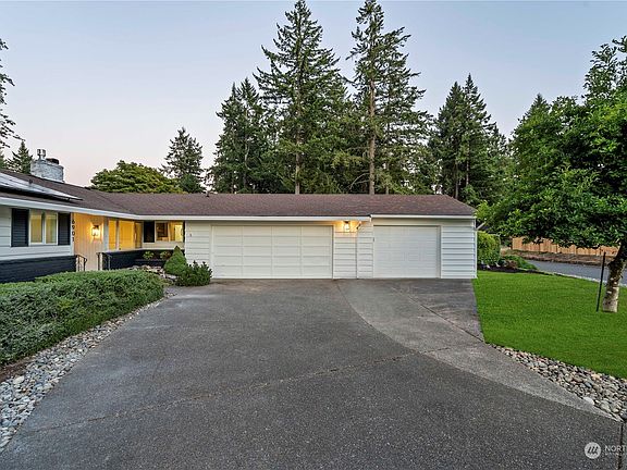 3rd image of 6901 Opal Lane SW