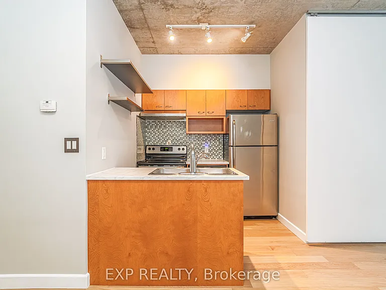 179 George St #505 — Photo 4