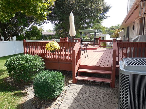 2nd image of 1126 Chancellor Dr