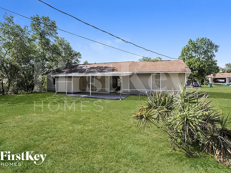2084 Everest St — Photo 14