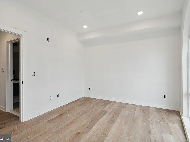 1828 Frankford Ave #303 — Photo 11