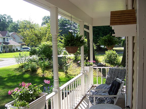 Wraparound front/side porch