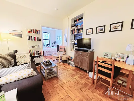 Rented by Ideal Properties Group | media 7