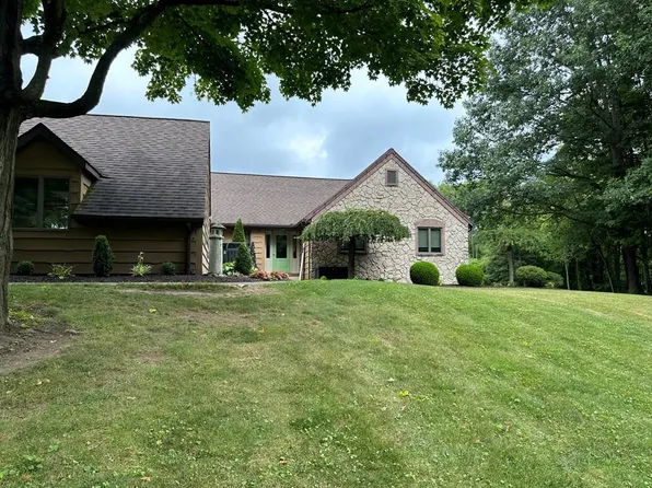 354 Big Bass Rd, Willard, OH 44890