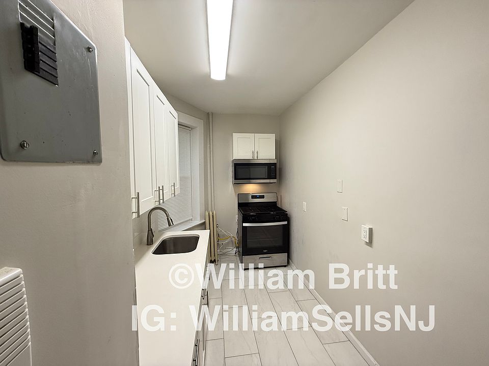 1st image of 9 Bentley Ave APT 5