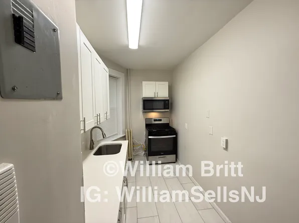 9 Bentley Avenue image 1 of 24