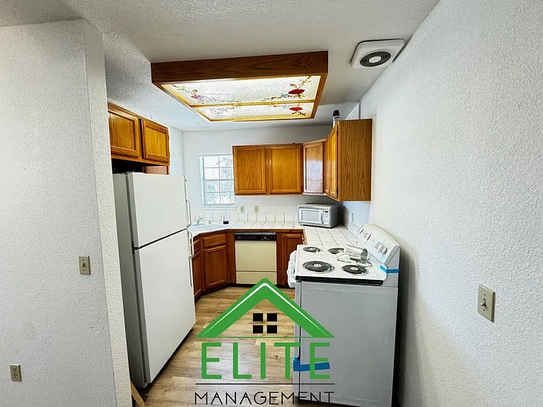 7221 Hedge Ave #1 — Photo 5