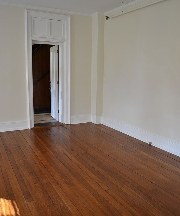 parlor
