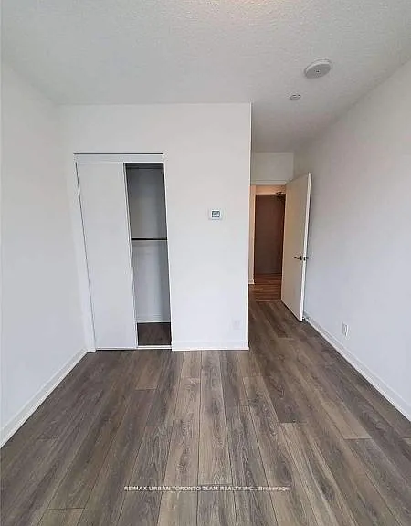 100 Harbour St #2402 — Photo 10
