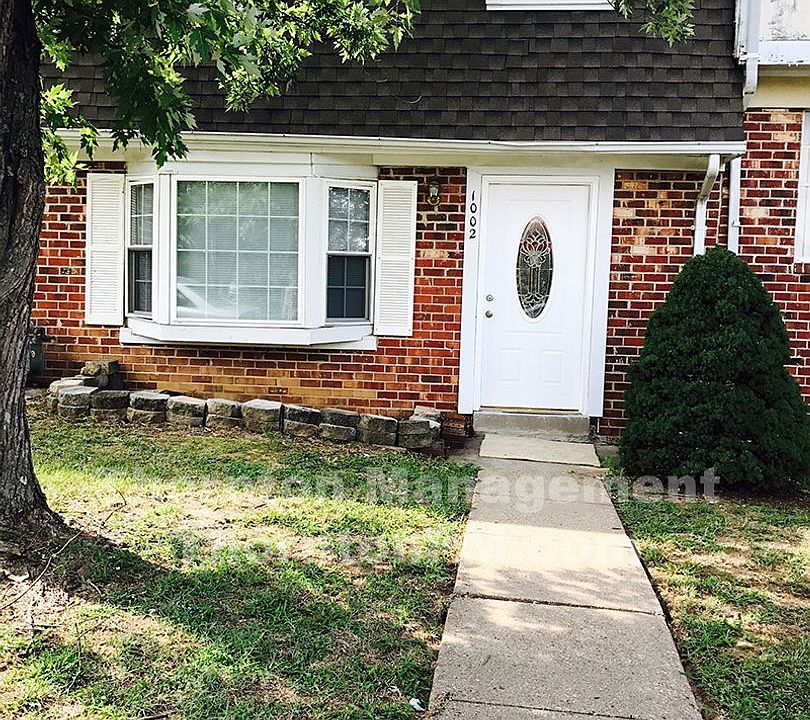 1st image of 1002 James Madison Cir