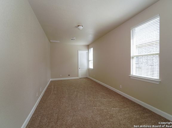 5th image of 12218 Merritt Villa