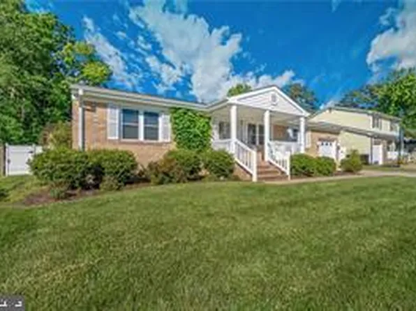 5428 Stonehaven Dr, Virginia Beach, VA 23464