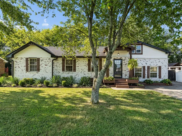 440 Lealand Ln, Lebanon, TN 37087