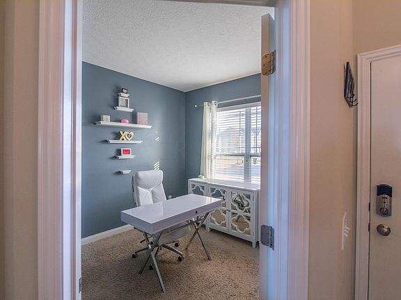5th image of 411 Lemery Dr