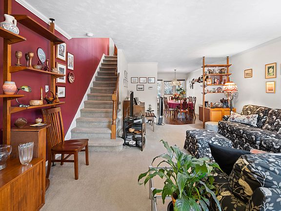 2nd image of 8702 Avenue M