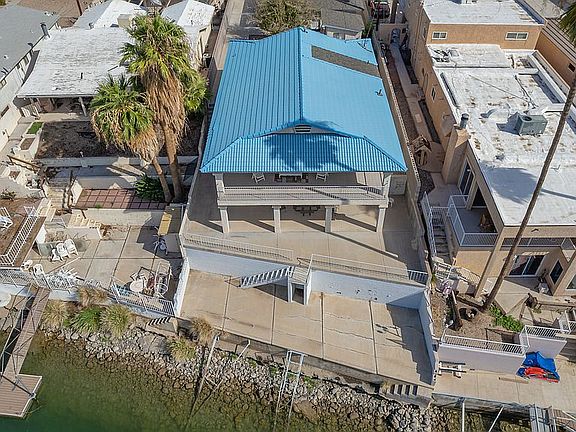 3rd image of 249 Riverfront Dr