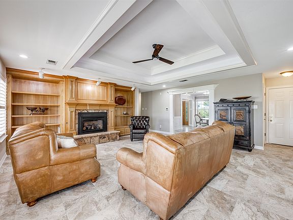 3rd image of 5282 Luella Rd