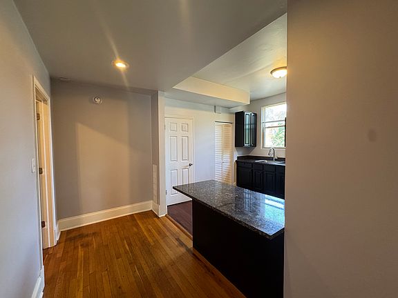 5th image of 7310 S Dante Ave APT 2R
