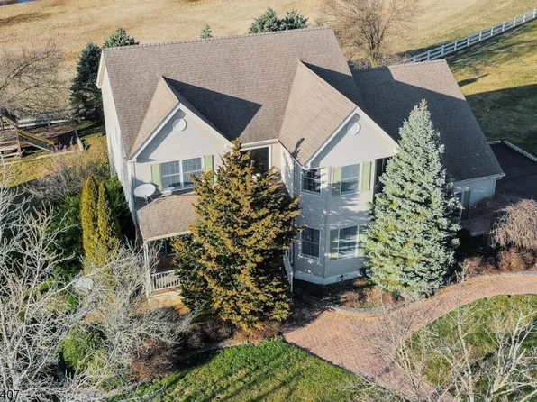 37 Matrick Ct, Hillsborough Twp., NJ 08844
