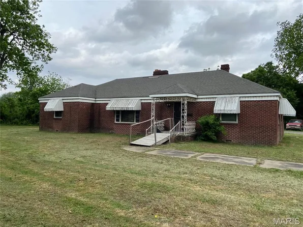 803 N Walnut St, Steele, MO 63877