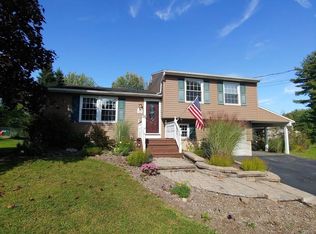 2255 Mercer St, Baldwinsville, NY 13027