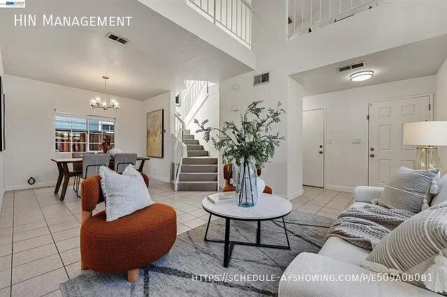3 bed, 2.5 bath, 1988 sqft, $4,300 — Photo 3