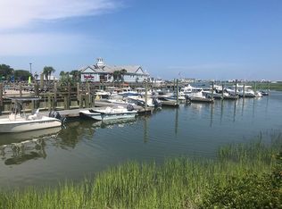 5 Cottage Dr, Murrells Inlet, SC 29576